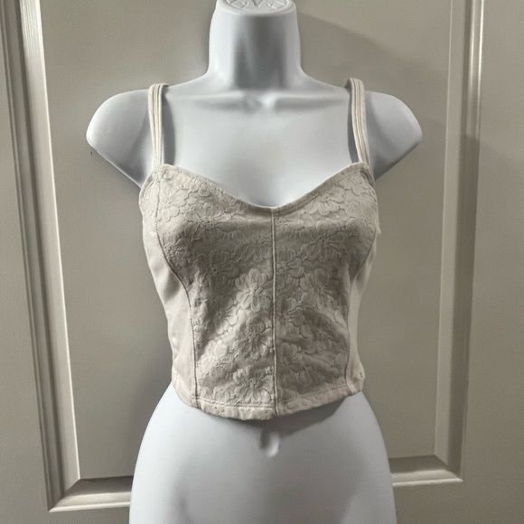 Hollister Tops - Hollister Lace Crop Top